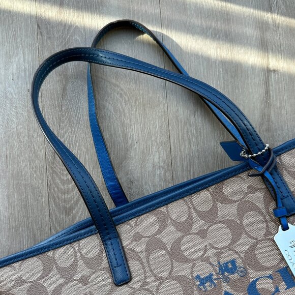 Coach Signature Tote Bag in Beige & Blue - Picture 4 of 16